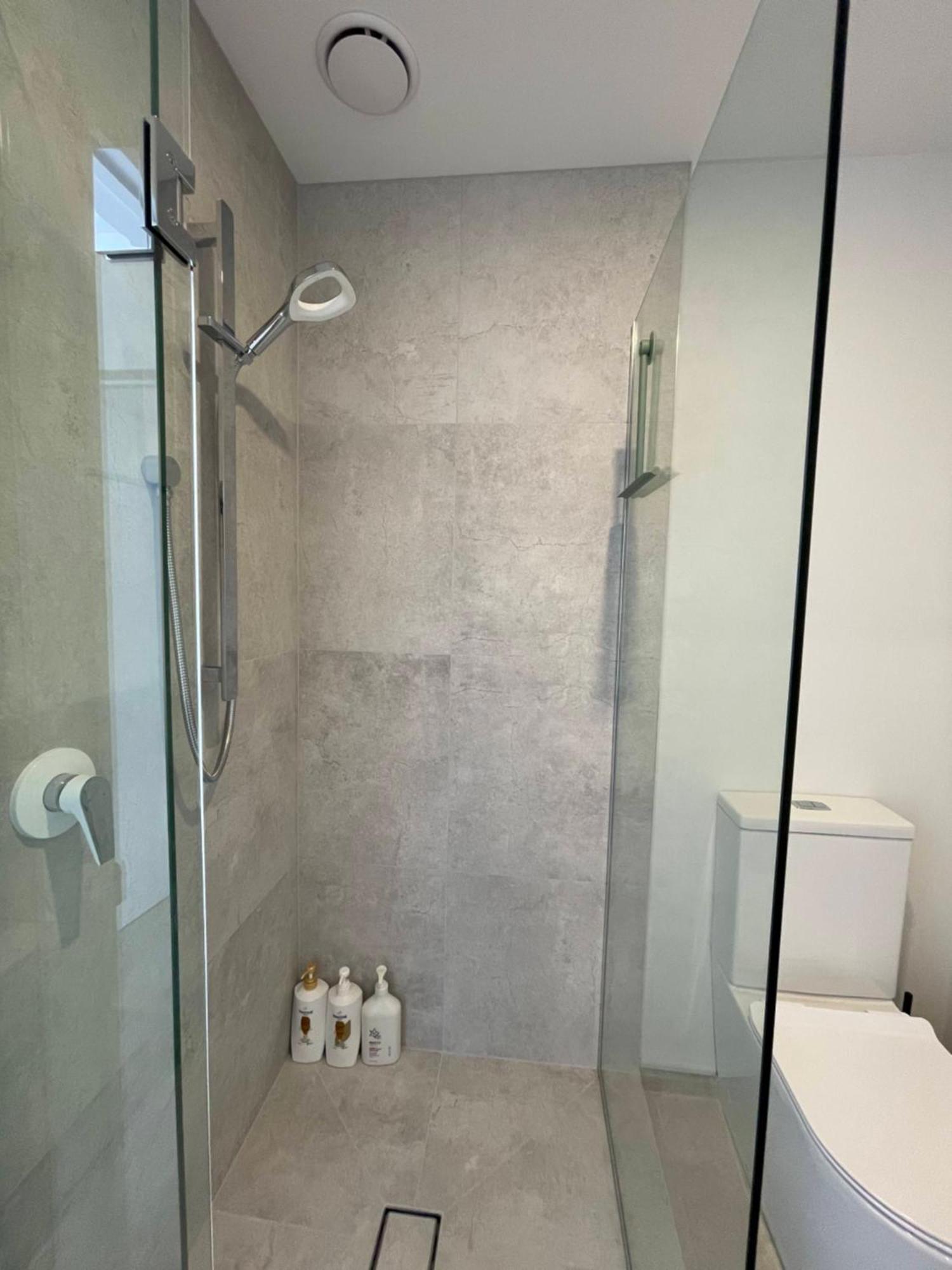 Luxury 2 Bedroom Townhouse Opposite Merivale Mall 크라이스트처치 외부 사진